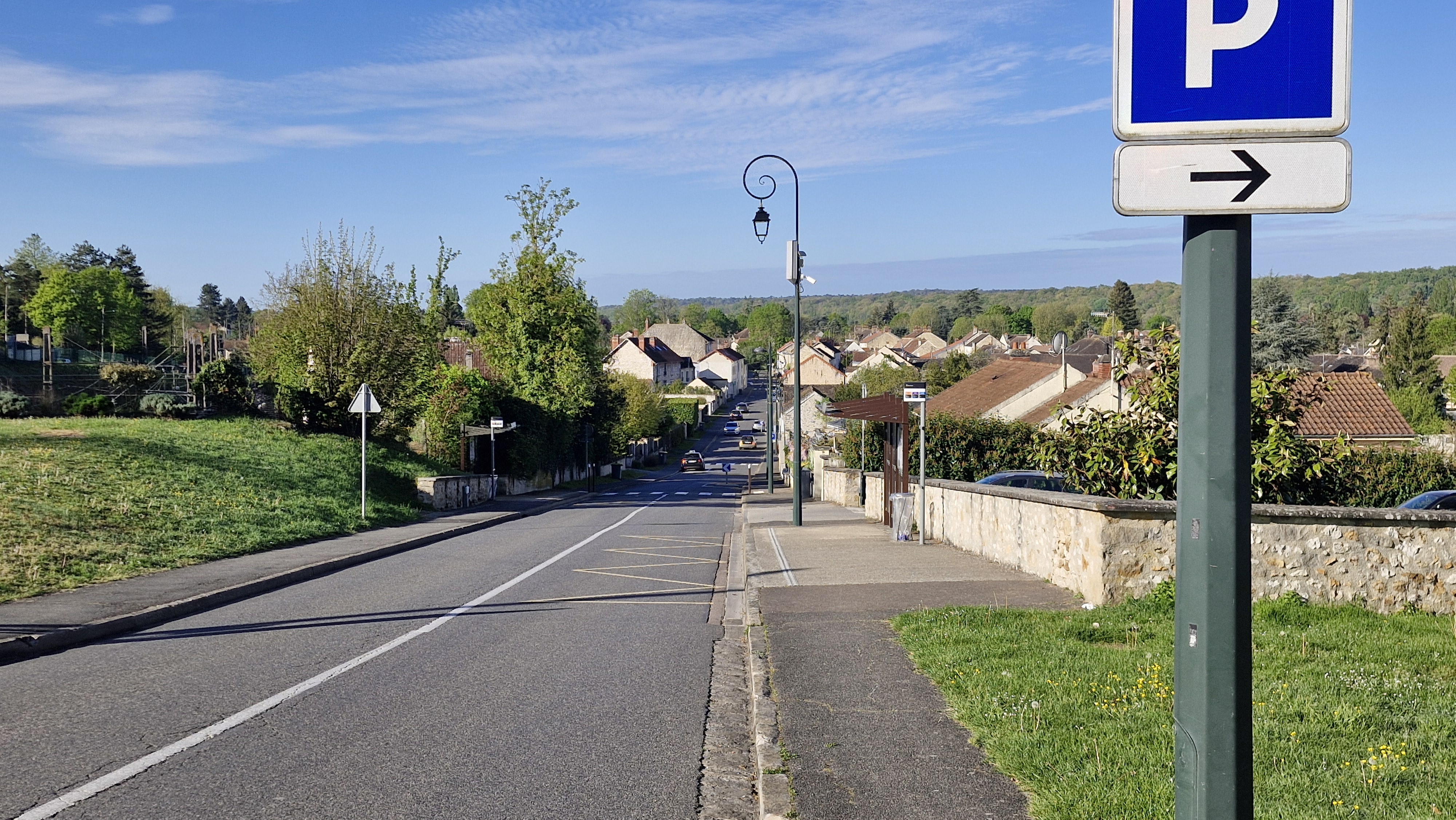 Rolling into Veneux-les-Sablons