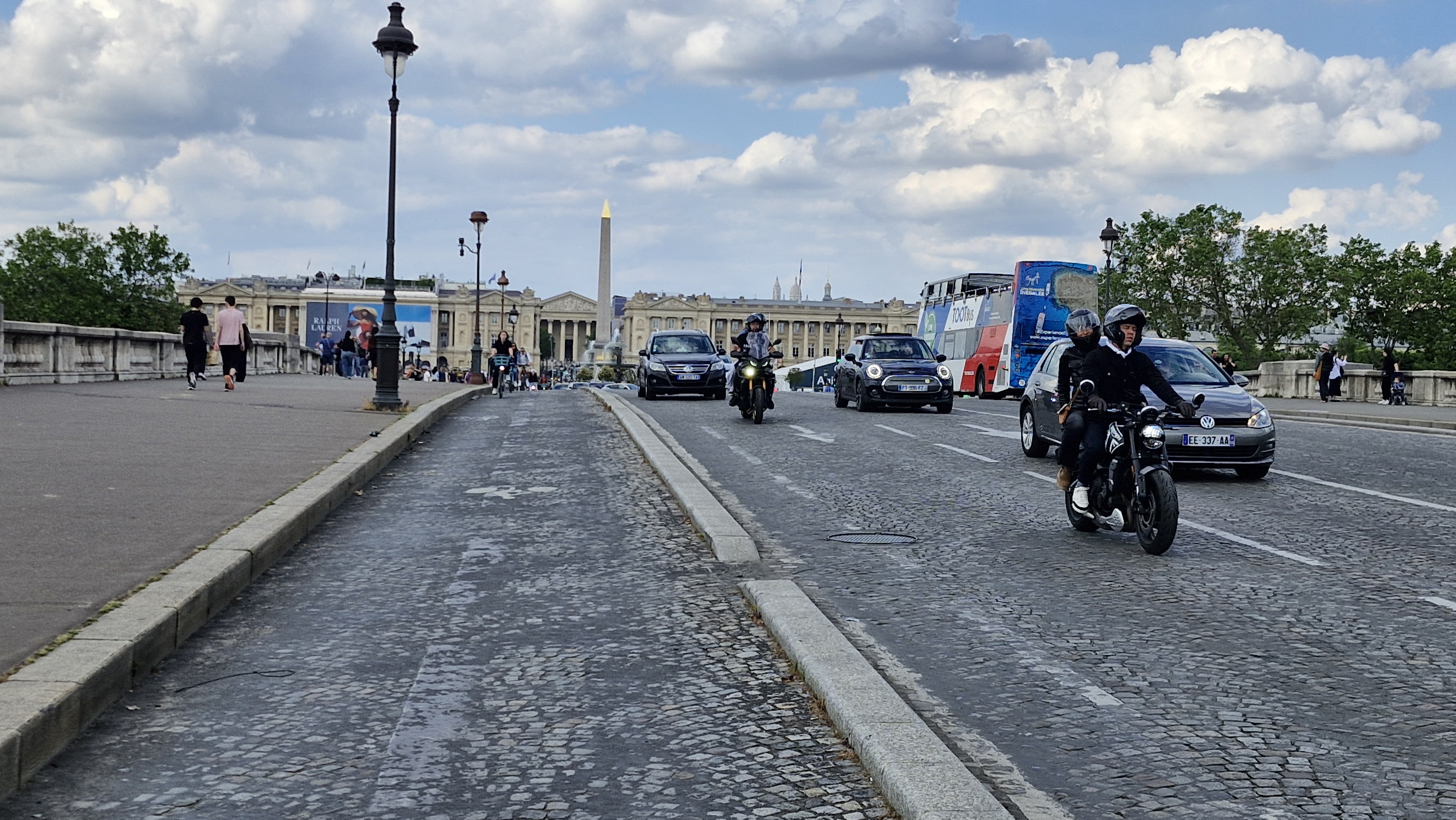 Parisian Pulse